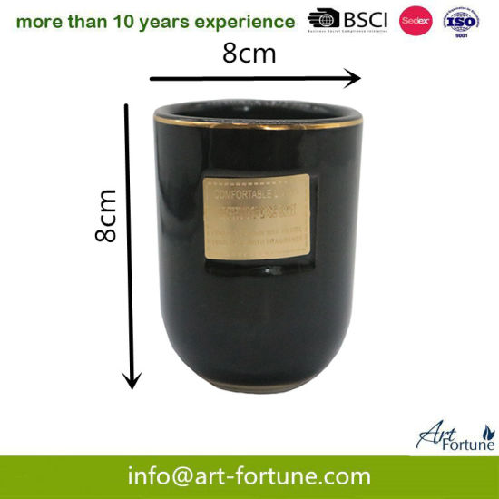 Black Scented Ceramic Candle with Gold label for Home Decor