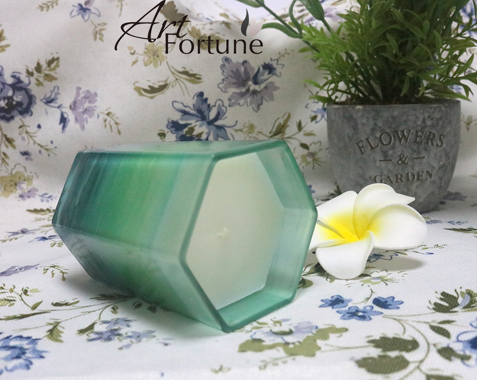 High Quality Scented Candle with Polygon Glass