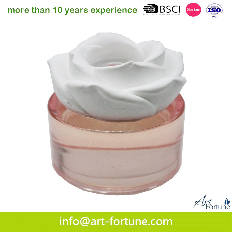 Luxury Essential Oil Reed Diffuser with Flower Shape Plaster Decoration for Home Fragrance
