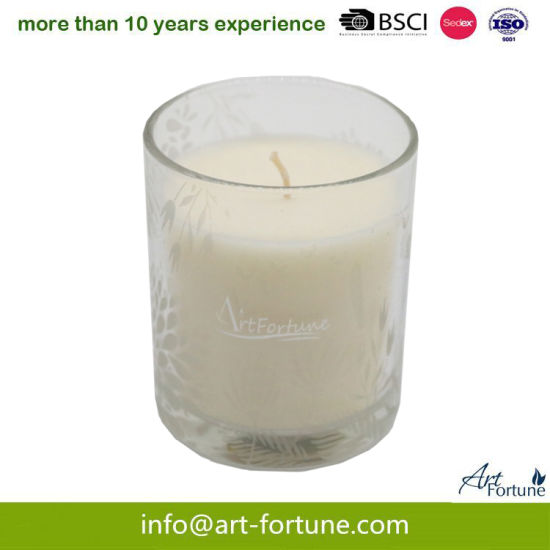 Popular Design Glass Scented Candle in Spray Color for Home Decor