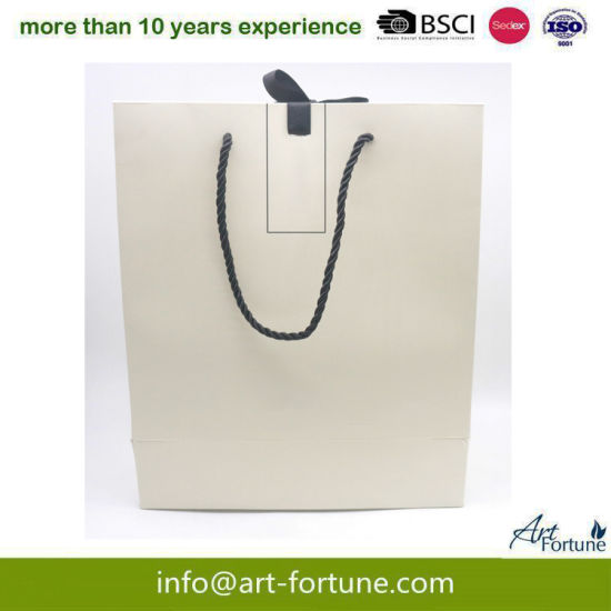 Wholesale Custom Printed Reed Diffuser Paper Bag with Handle